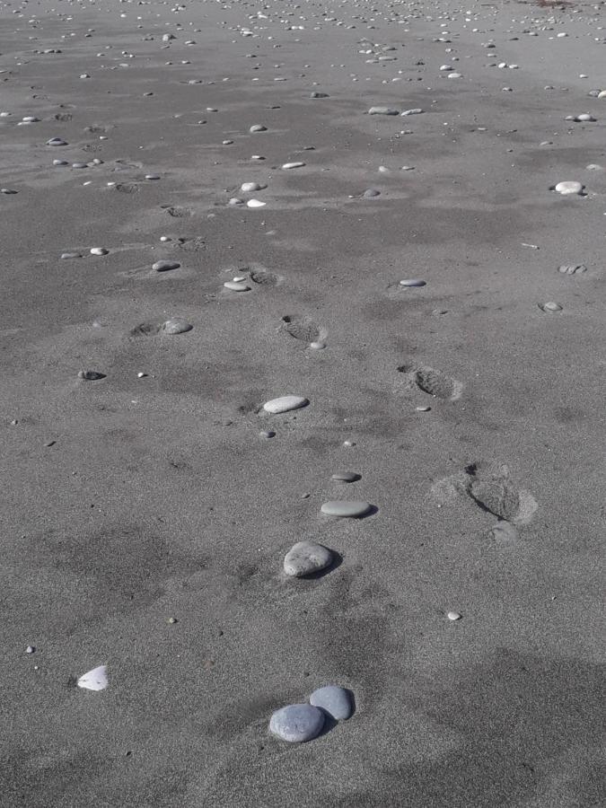 Гостевой Дом La Mer Pitsoenda Buitenkant foto